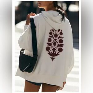 🚫NOT FOR SALE YET🚫 FREE PEOPLE FP Movement Sprint To The Finish Logo Hoodie NWT